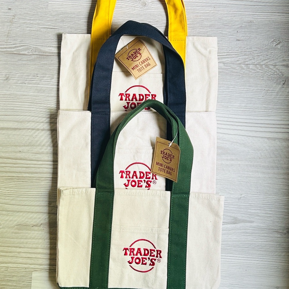 🛍️ Mini Canvas Tote Yellow Trader Joe’s Limited Edition NWT - Picture 4 of 5